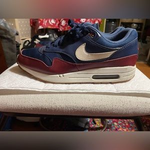 Nike air max 1 red/ navy blue/ gum mid sole